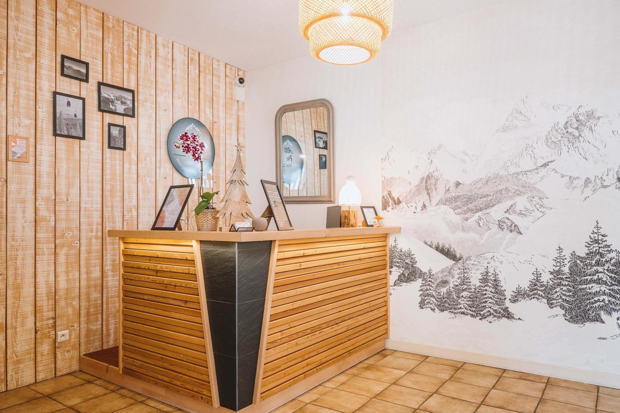 Alti'Pic Hotel Le Mont-Dore Bagian luar foto